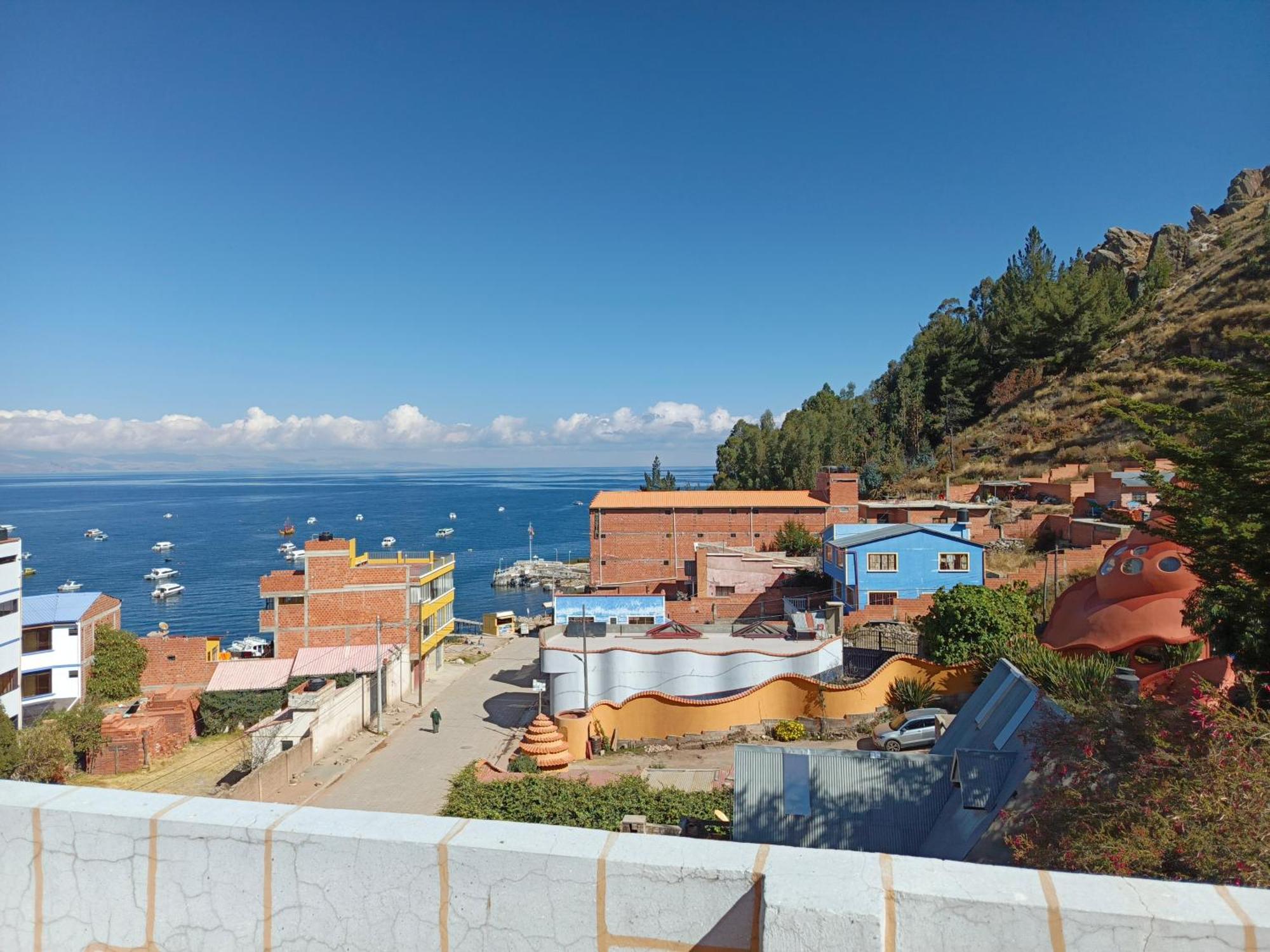 Estrella Del Lago Copacabana  Exterior photo
